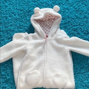 3/$15🌼Girls fluffy polar bear onesie